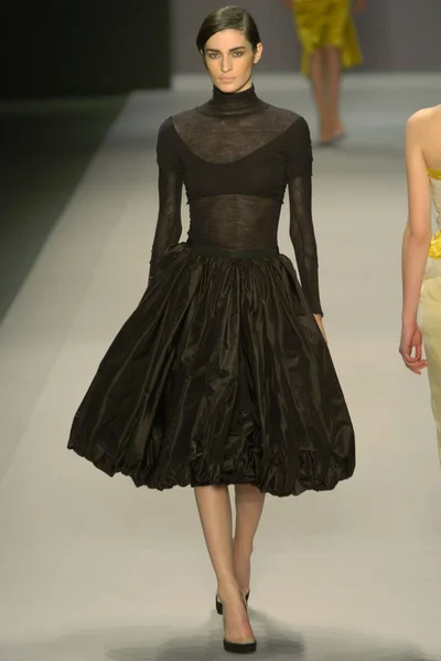 Look 32